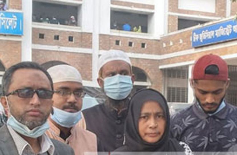 আসামিদের জামিন দিবেন না : রায়হানের মা'র আকুতি