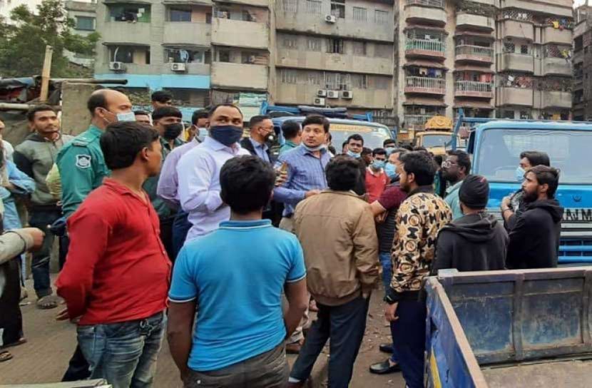 ডিএসসিসির অভিযানে ৩ ভবনের বর্ধিতাংশ ও ১২ বেইলি ব্রিজ অপসারণ 