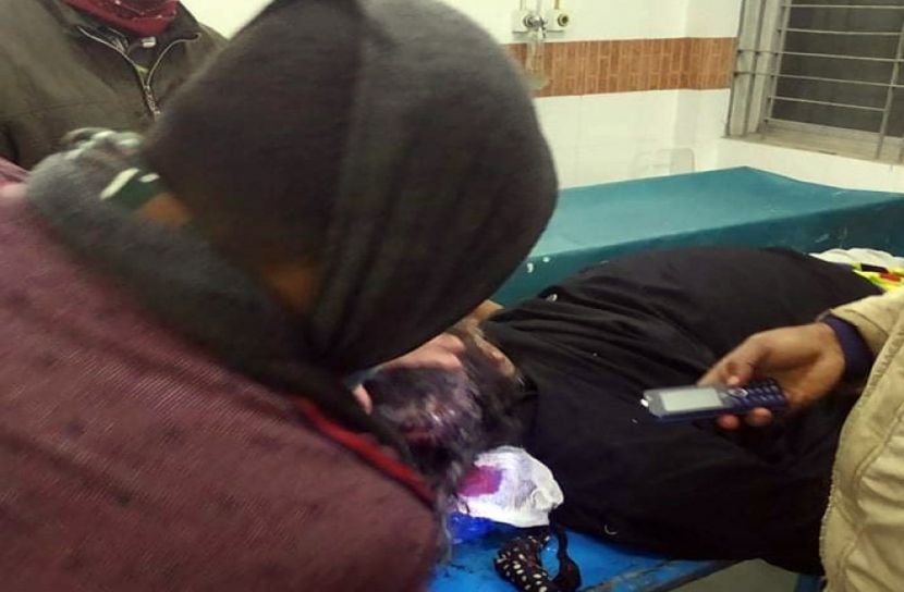 স্বামীর মোটরসাইকেল থেকে পড়ে স্ত্রীর মৃত্যু