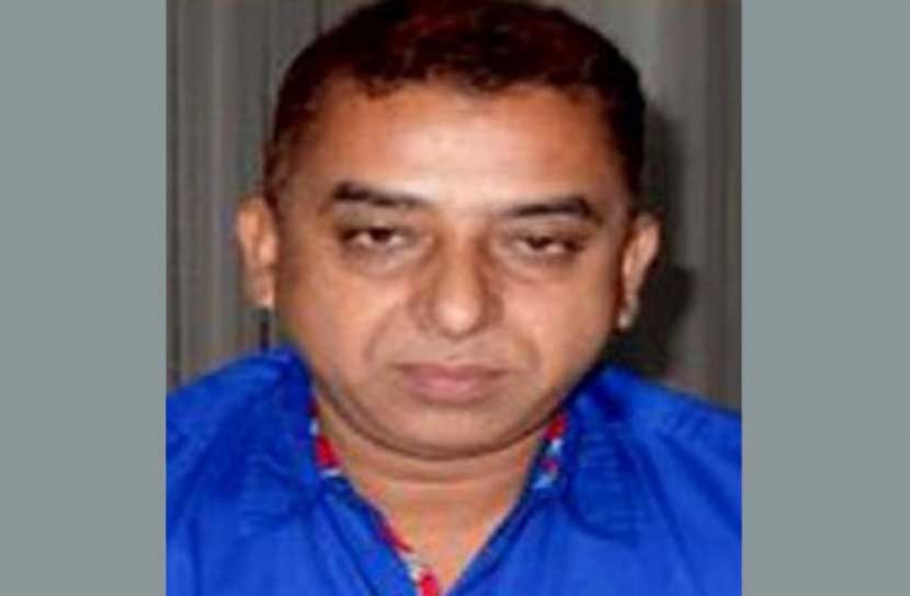 দুদকের মামলায় খুলনা স্বাস্থ্য দপ্তরের স্টেনোগ্রাফার স্ত্রীসহ কারাগারে