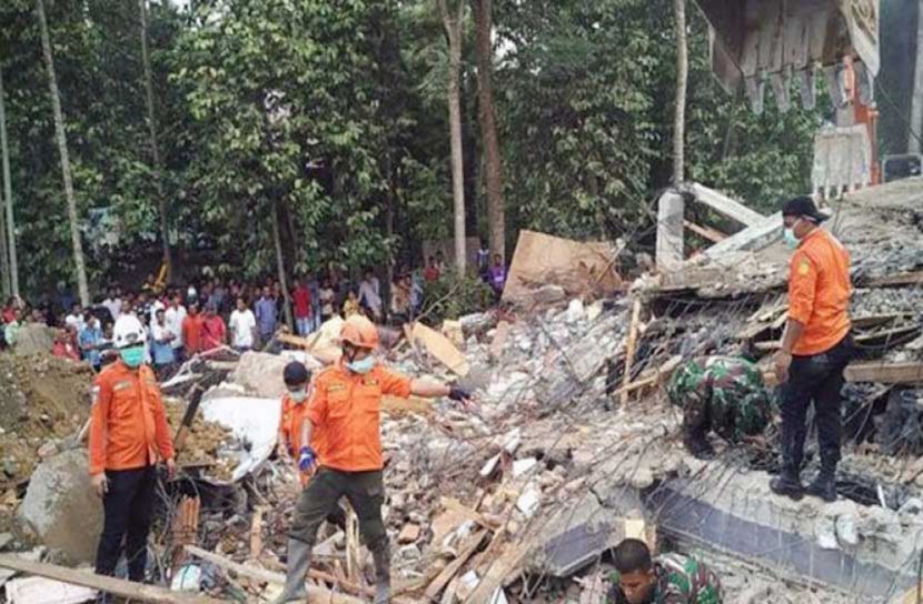 সুলাওয়েসি দ্বীপে ভূমিকম্পে ৩৪ জনের প্রাণহানি