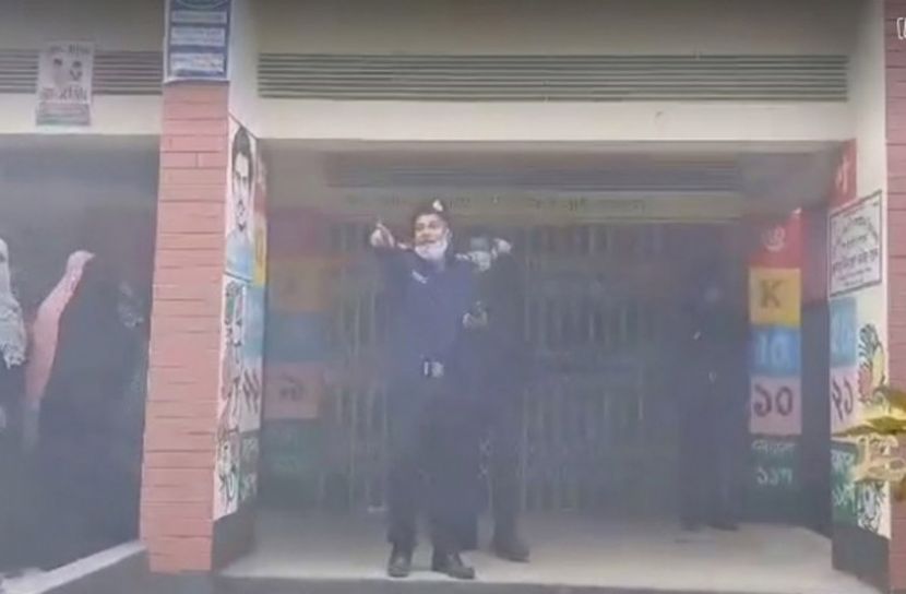 ফেনীতে ভোটকেন্দ্রে ককটেল বিস্ফোরণ, আনসারসহ আহত ৩