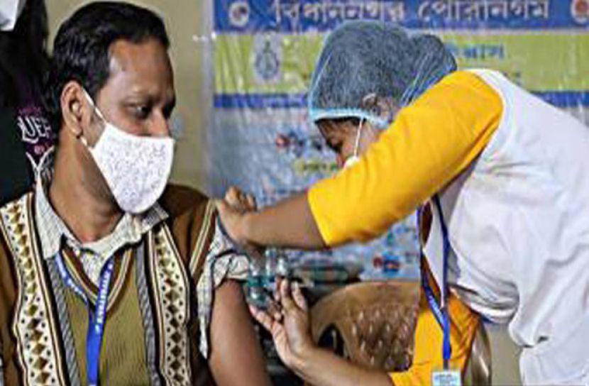 ভারতে করোনার টিকা দেওয়া শুরু 