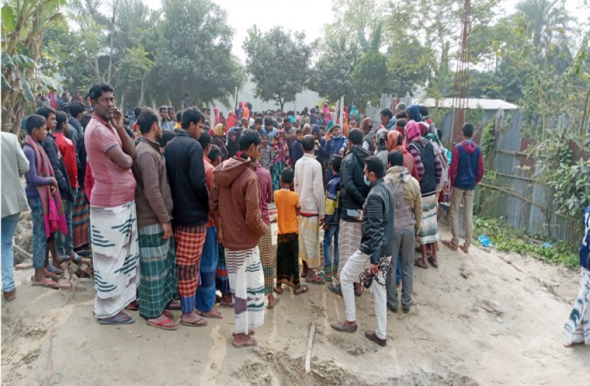 পাবনায় জমি নিয়ে বিরোধে প্রতিপক্ষের হামলায় নিহত ২