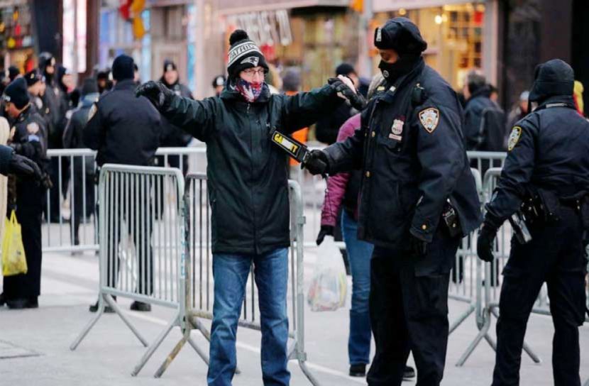 যুক্তরাষ্ট্রের ৫০ রাজ্যে সতর্কতা জারি