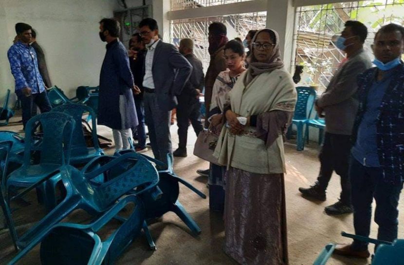 বরিশালে বিএনপির মতবিনিময় সভায় হামলা-ভাংচুর