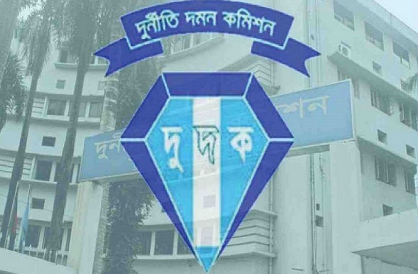 প্রধানমন্ত্রীর সিদ্ধান্ত জালিয়াতির মামলা দুদকে