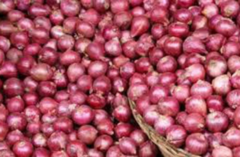 আবারও পেঁয়াজ আমদানি বন্ধ