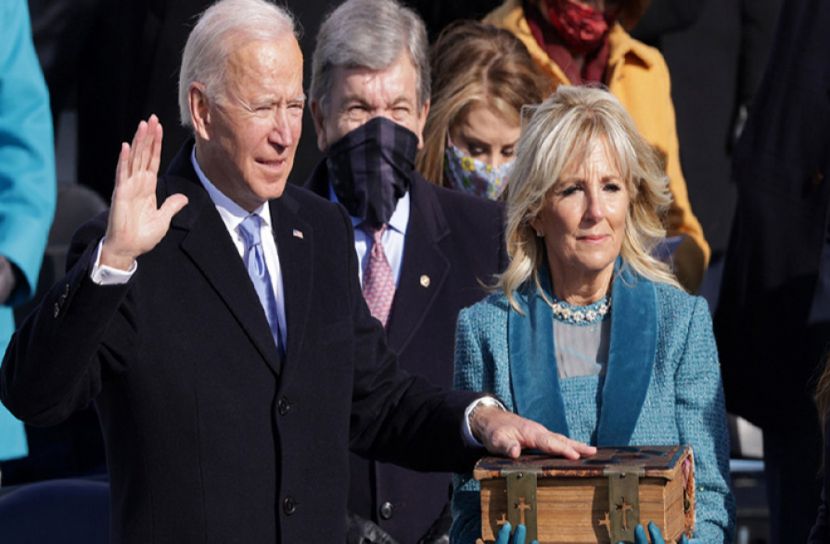 প্রেসিডেন্ট হিসেবে শপথ নিলেন জো বাইডেন