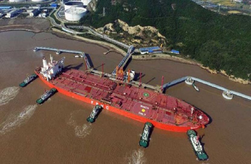 জ্বালানি তেলের বাজার দখলে রাশিয়ার চেয়ে এগিয়ে সৌদি