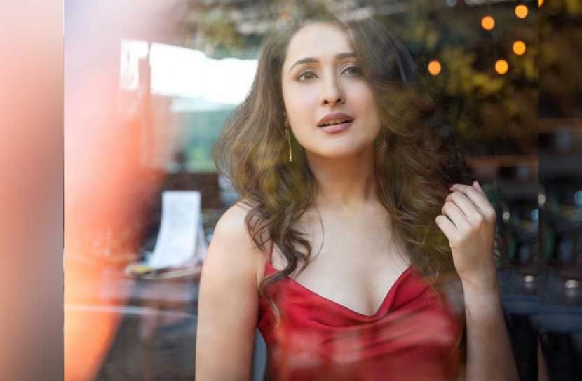 সালমানের বিপরীতে এবার প্রজ্ঞা