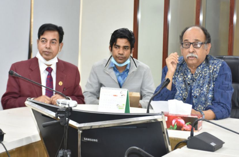 বাংলা একাডেমি সাহিত্য পুরস্কার পেলেন যারা