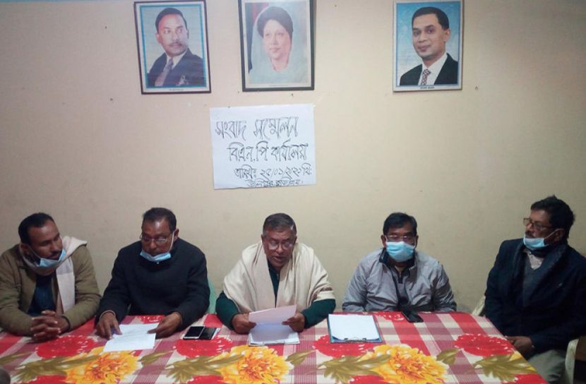 উলিপুরে বিএনপির মেয়র প্রার্থীকে হুমকি দেয়ার অভিযোগ