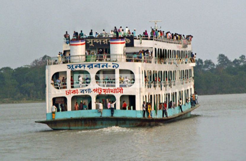 বরিশাল-ঢাকা রুটে লঞ্চ চলাচল স্বাভাবিক