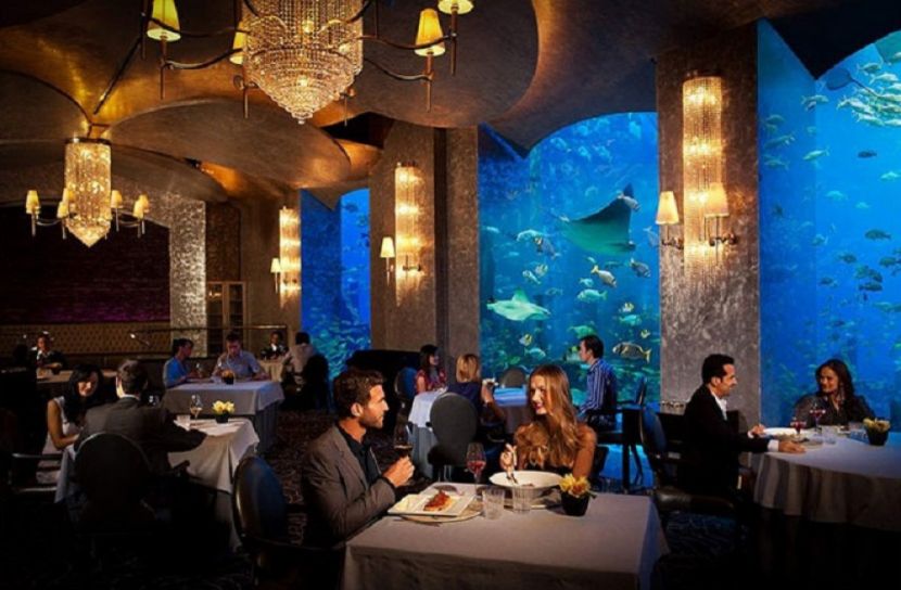 দুবাইতে  করোনার টিকা নিলে রেস্তোরাঁয় ২০ ভাগ ছাড়