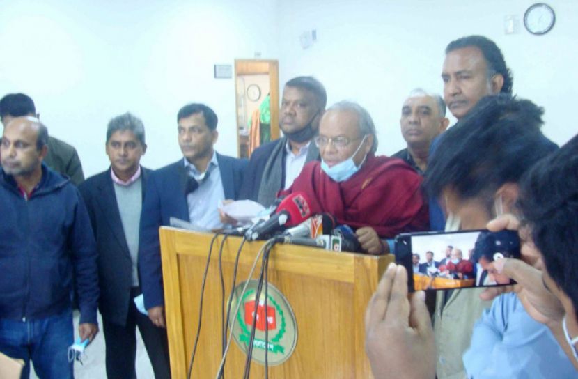 নির্বাচনকে চূড়ান্ত পর্যায়ের তামাশা বললেন রিজভী