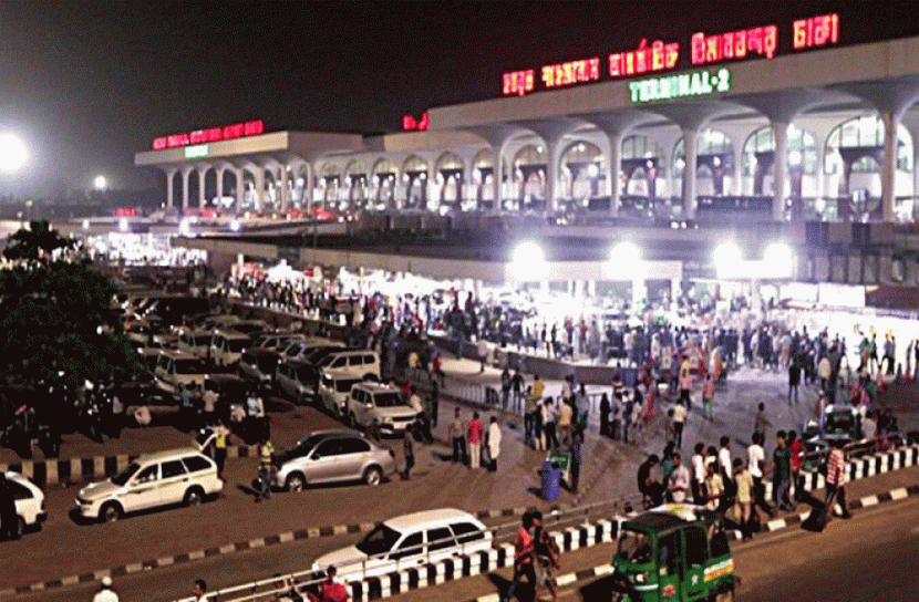 বিমানের শিডিউল বিপর্যয়, যাত্রীদের বিক্ষোভ