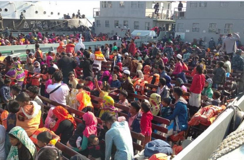 তৃতীয় দফা: ভাসানচরের পথে রোহিঙ্গারা