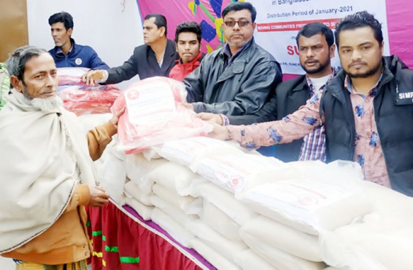 কমলগঞ্জে শীতবস্ত্র ও খাদ্যসামগ্রী বিতরণ