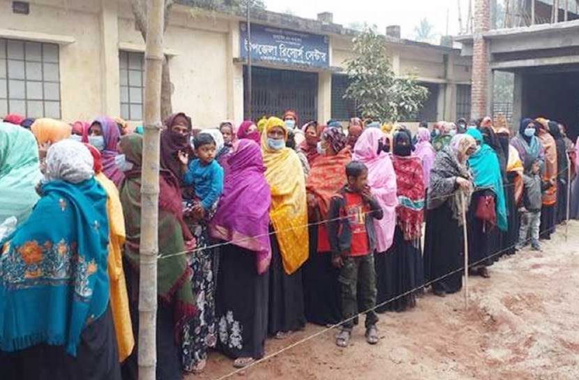 ৬৩ পৌরসভায় ভোটগ্রহণ চলছে