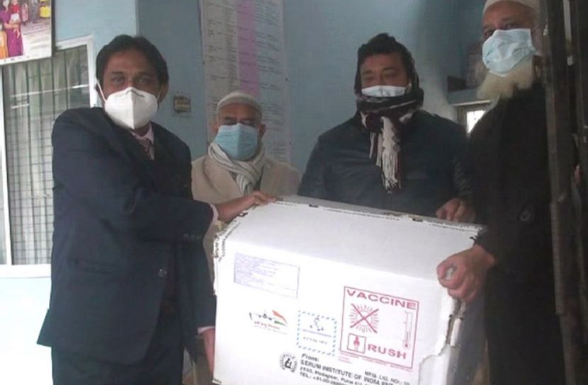 পঞ্চগড় সিভিল সার্জন পেল ভায়াল ভ্যাকসিন
