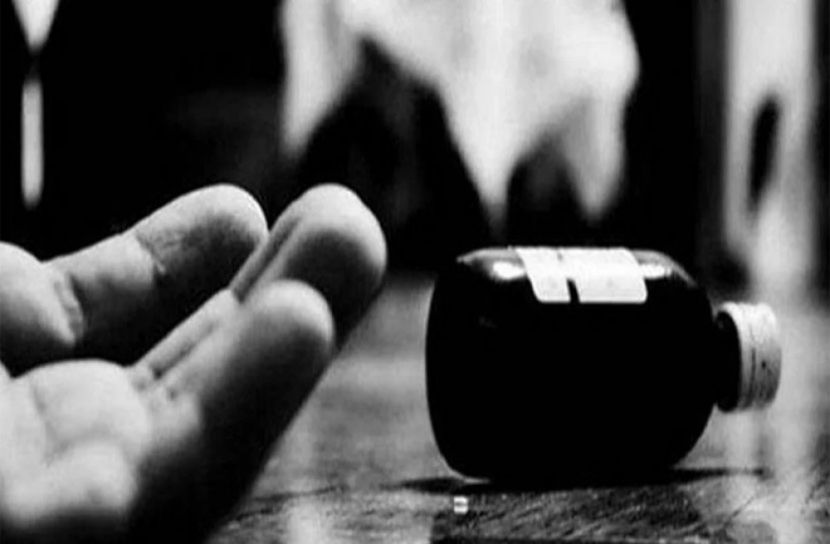 প্রেমিকার অপমান সইতে না পেরে...