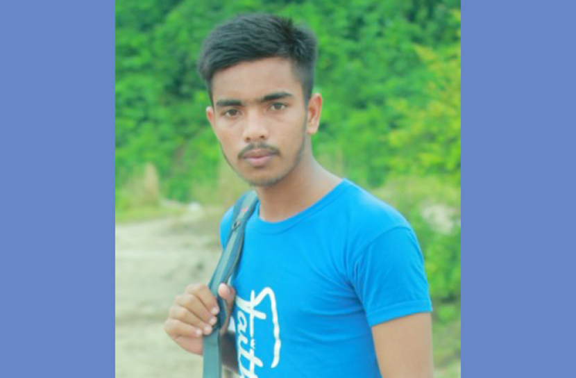 গাছ চাপায় যুবকের মৃত্যু