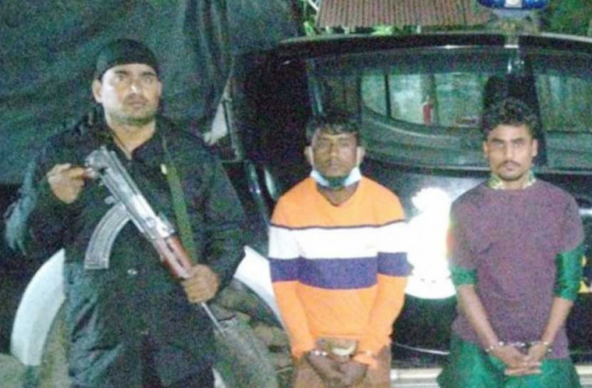 টেকনাফে ‘১০ অস্ত্রসহ দুই রোহিঙ্গা’ আটক