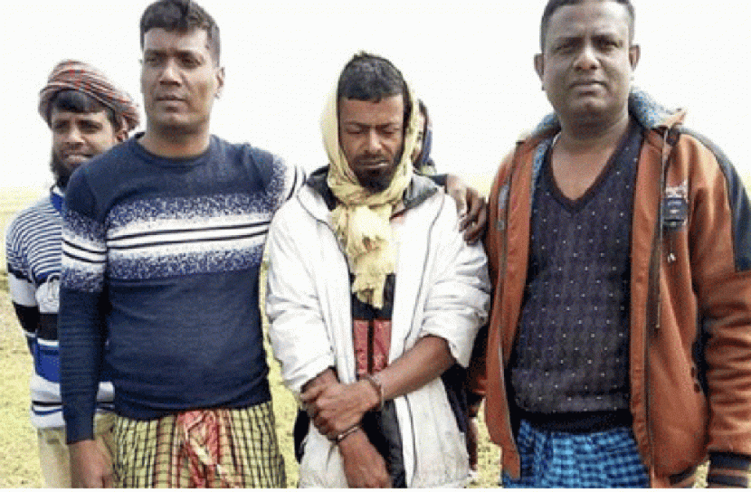 কৃষক সেজে সাজাপ্রাপ্ত আসামিকে গ্রেফতার করলো পুলিশ