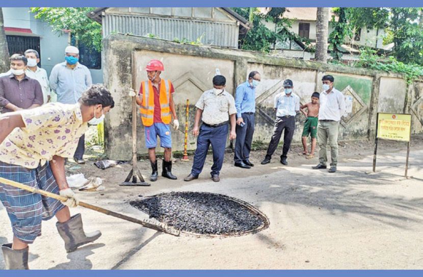 মানিকগঞ্জে ৫০ কিলোমিটার সড়ক মেরামত