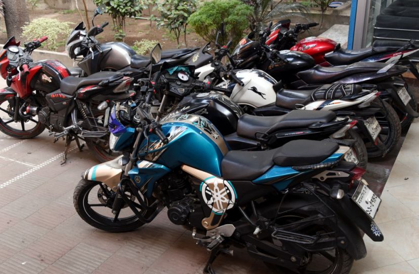 কমলো মোটরসাইকেলের নিবন্ধন ফি