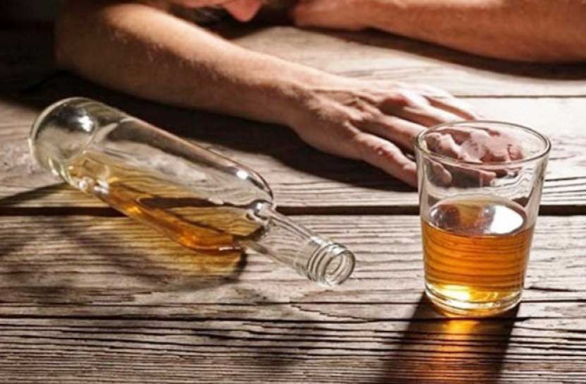 বগুড়ায় মদ পানে মৃতের সংখ্যা বেড়ে ১৬