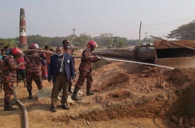 লক্ষ্মীপুরে ৪ ইটভাটা ধ্বংস 