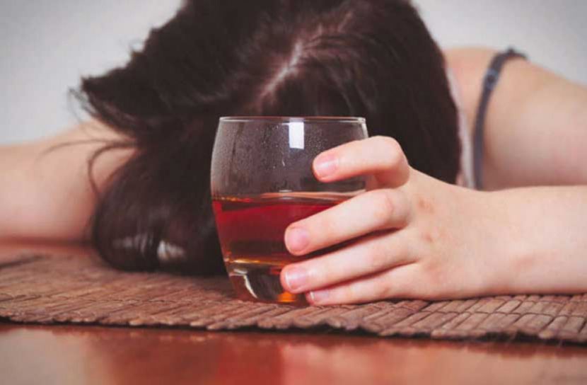 মদ পার্টিতে থাকা সেই নেহা গ্রেফতার