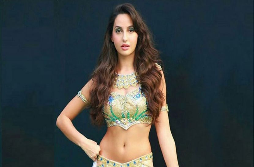 ঝড় তুললেন নোরা ফাতেহি