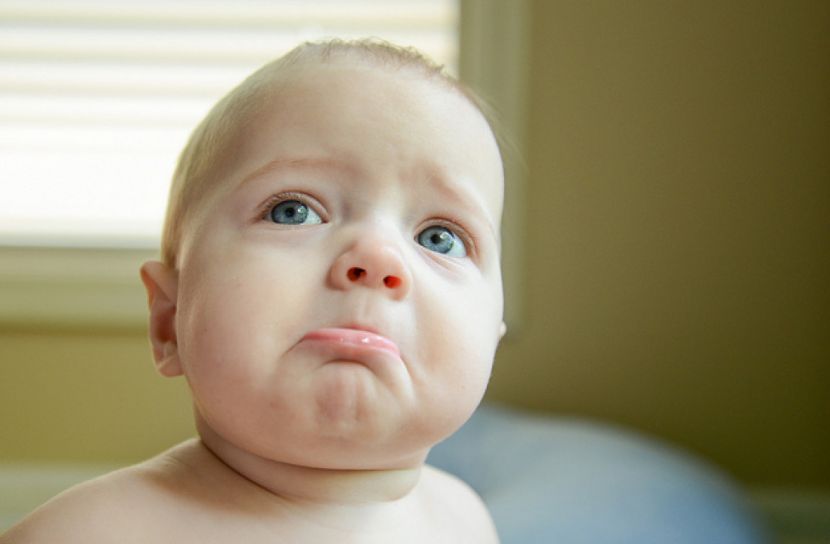 যে ৮ উপায় থামাবেন শিশুর কান্না