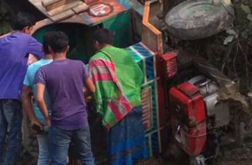 কুষ্টিয়ায় ট্রলি চাপায় নারীর মৃত্যু