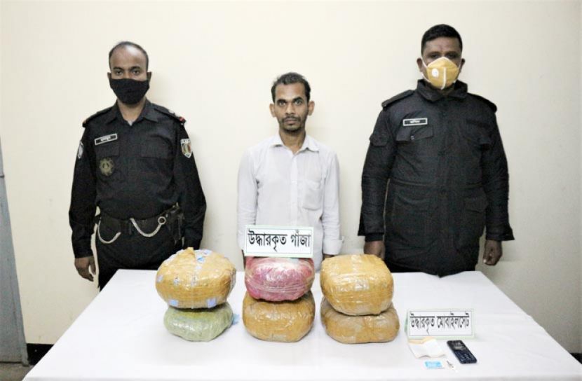 সিরাজগঞ্জে গাঁজাসহ মাদক ব্যবসায়ী গ্রেফতার