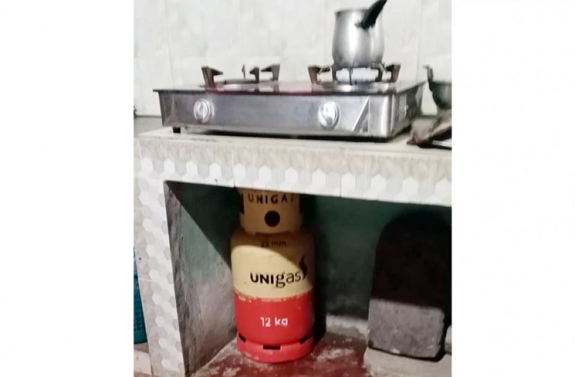 বেড়েছে গ্যাস ও সয়াবিনের দাম, ক্রেতাদের নাভিঃশ্বাস