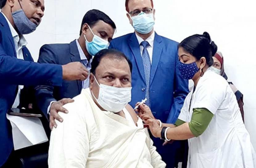 ভ্যাকসিন পাবেন প্রাথমিকের সব শিক্ষক