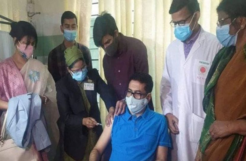 'অপপ্রচারে কান নয় নির্ভয়ে টিকা নিন'