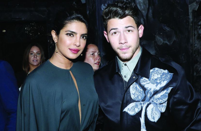 বয়সে ছোট স্বামীকে 'বুড়ো' সম্বোধন প্রিয়াঙ্কার