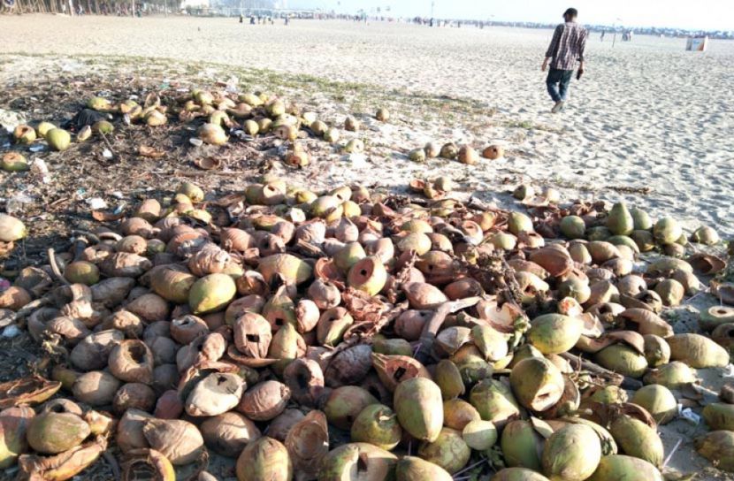 অব্যবস্থাপনায় কক্সবাজার সমুদ্র সৈকত