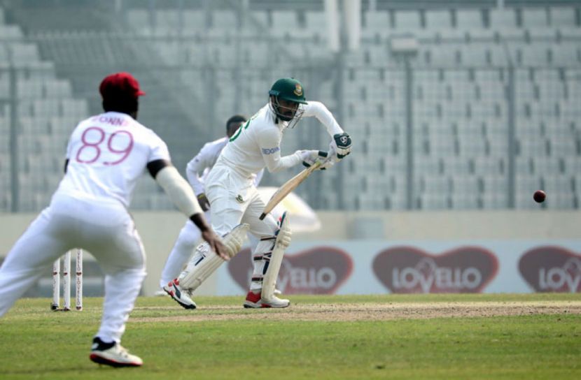 ২৯৬ রানে থামলো টাইগারদের প্রথম ইনিংস