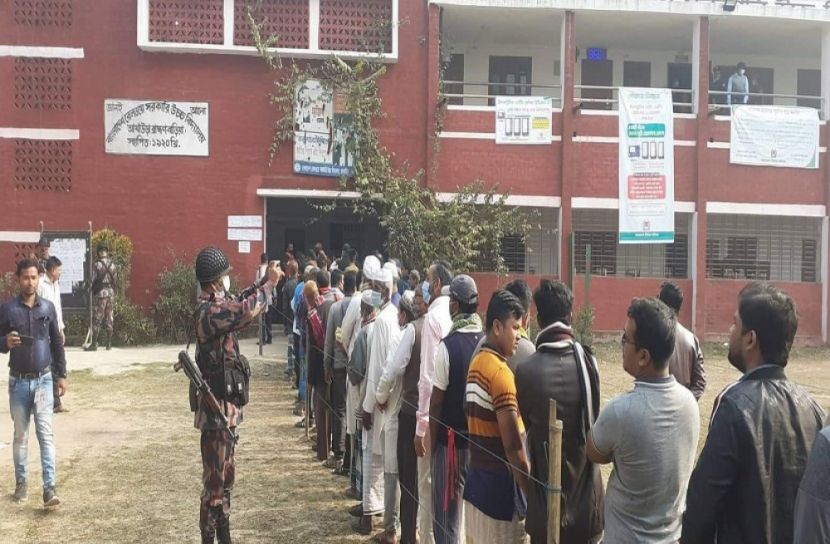 আখাউড়া পৌর নির্বাচনের ভোটগ্রহণ চলছে