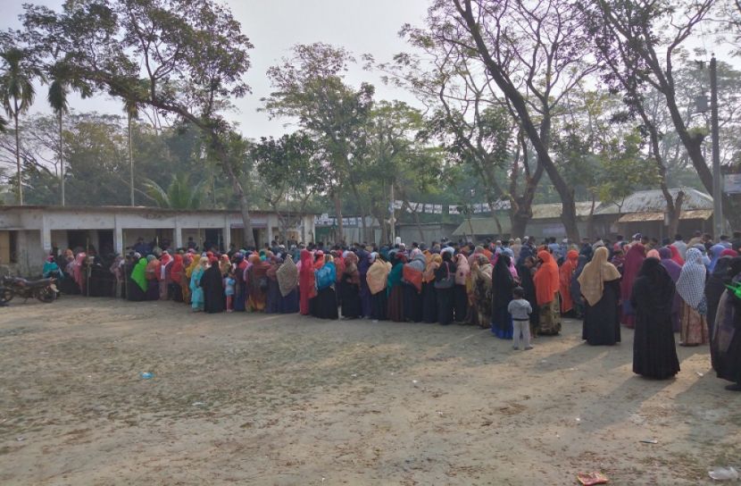 বরিশালের দুই পৌর নির্বাচনে নারী ভোটার উপস্থিতি লক্ষণীয়