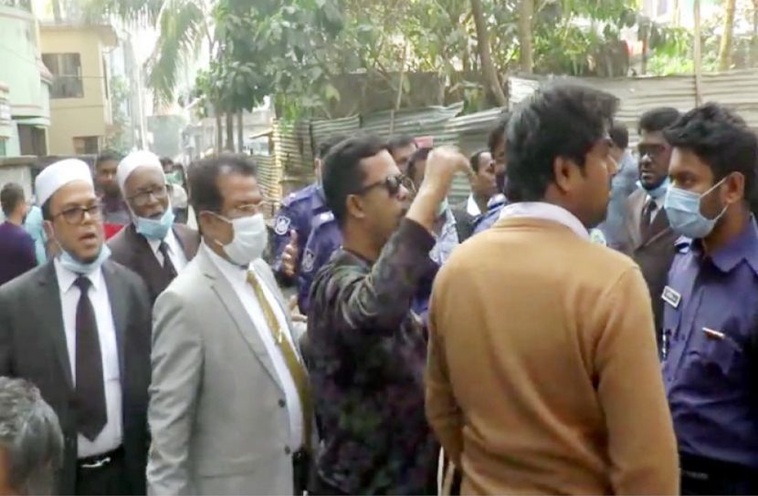 ঝালকাঠিতে বিএনপির সমাবেশে পুলিশের বাধা