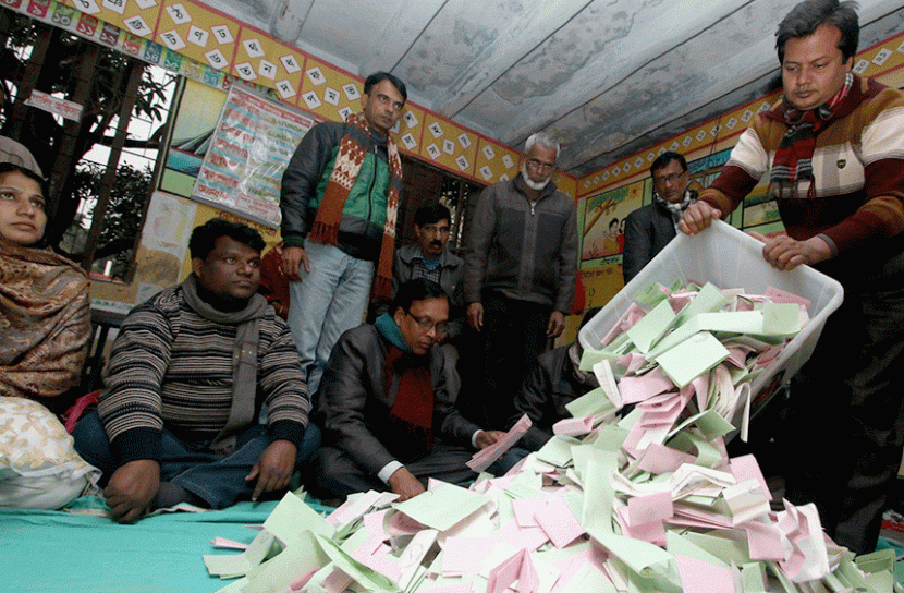 ৫৫ পৌরসভায় ভোট শেষ, চলছে গণনা