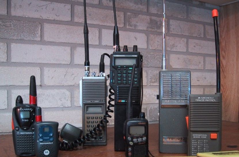 ওয়াকিটকি কিনতে চান? তাহলে জেনে নিন