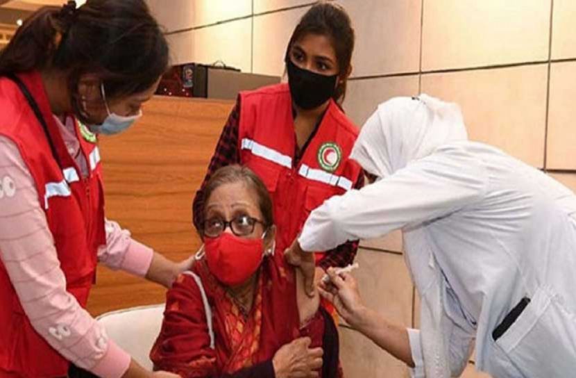 দেশে ভ্যাকসিন নিয়েছেন  ৯ লাখ ৬ হাজার ৩৩ জন